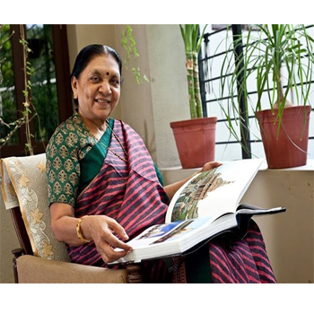 Anandiben Patel sworn in as the Gujarat's first woman Chief Minister